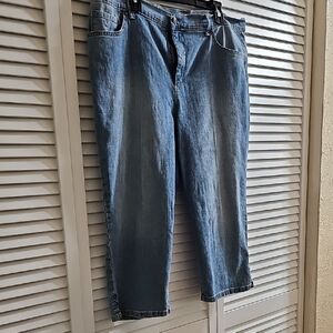 Gloria Vanderbilt Capris